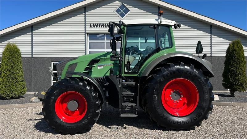 Fendt 826 Vario Pæn godt udstyret traktor. - 拖拉机:图1 Fendt 826 Vario Pæn godt udstyret traktor. - 拖拉机:图1