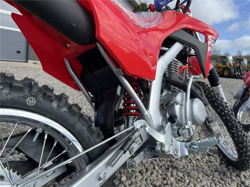 Honda CRF 125 FB Den helt nye model - 全地形车:图4 Honda CRF 125 FB Den helt nye model - 全地形车:图4