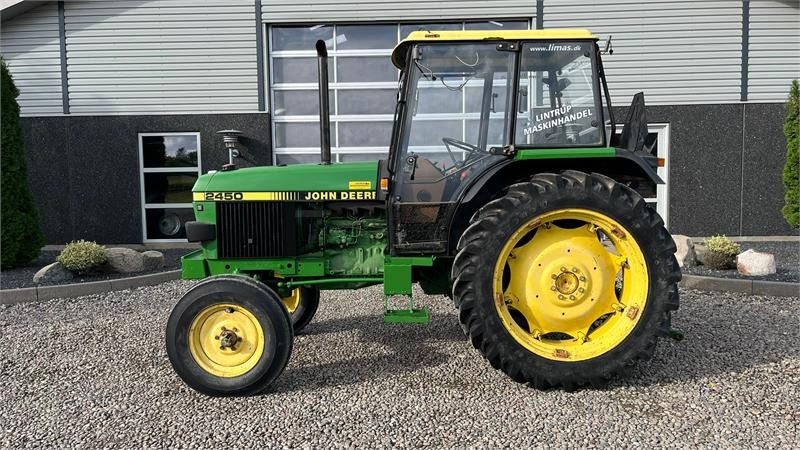John Deere 2450 Med servostyring - 拖拉机:图1 John Deere 2450 Med servostyring - 拖拉机:图1
