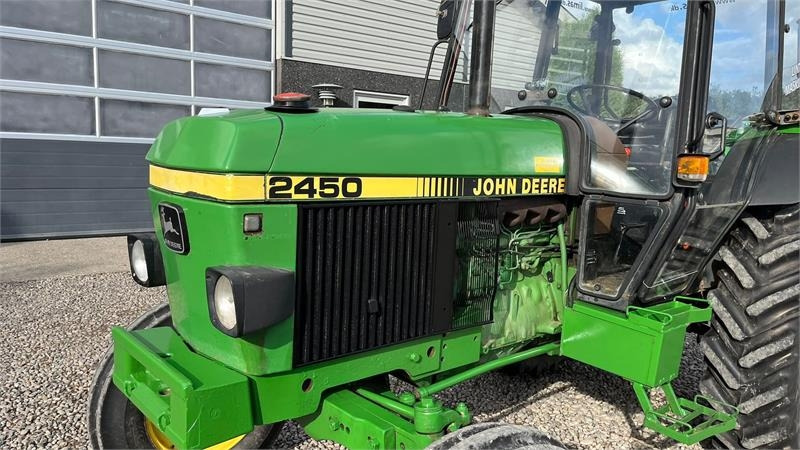John Deere 2450 Med servostyring - 拖拉机:图4 John Deere 2450 Med servostyring - 拖拉机:图4