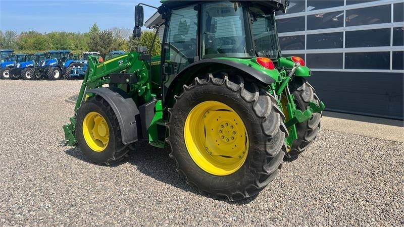 John Deere 5115M Med frontlæsser, som ny - 拖拉机:图3 John Deere 5115M Med frontlæsser, som ny - 拖拉机:图3