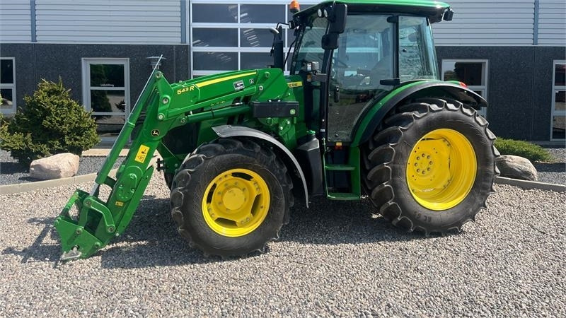 John Deere 5115M Med frontlæsser, som ny - 拖拉机:图1 John Deere 5115M Med frontlæsser, som ny - 拖拉机:图1