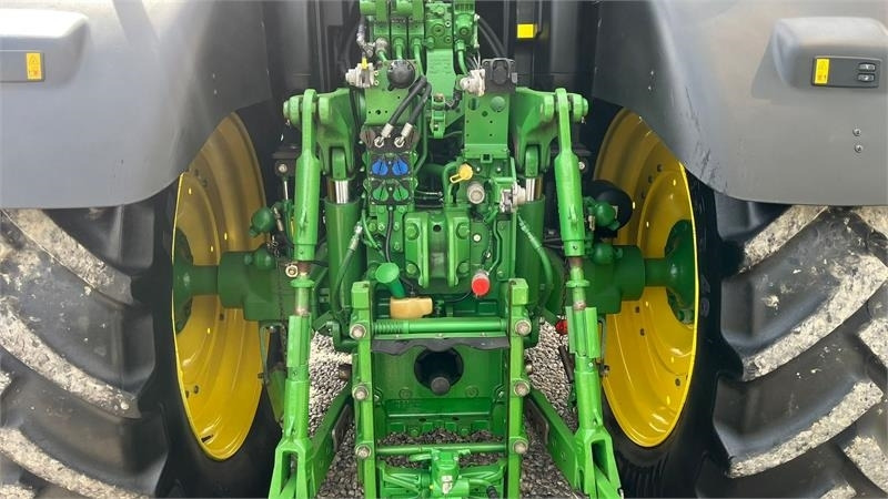 John Deere 6175R Med frontlift og frontPTO samt luft anlæg - 拖拉机:图5 John Deere 6175R Med frontlift og frontPTO samt luft anlæg - 拖拉机:图5