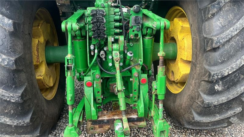 John Deere 8230 Med frontlift - 拖拉机:图5 John Deere 8230 Med frontlift - 拖拉机:图5