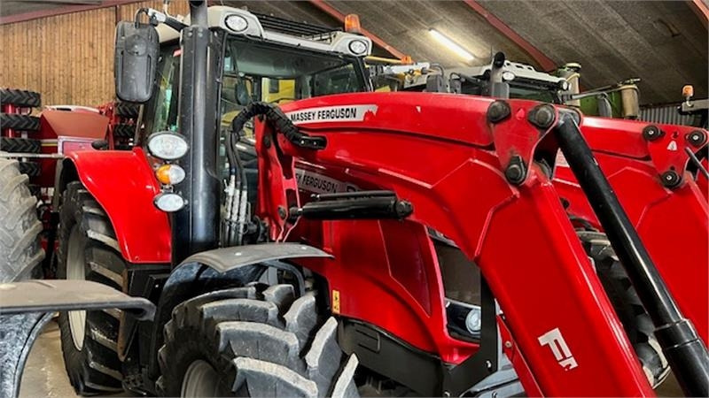Massey Ferguson 6715 S Med front læsser. Læsser er meget lidt brug - 拖拉机:图3 Massey Ferguson 6715 S Med front læsser. Læsser er meget lidt brug - 拖拉机:图3