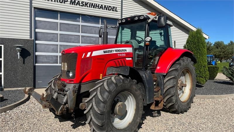 Massey Ferguson 7499 DYNA VT Med frontlift - 拖拉机:图2 Massey Ferguson 7499 DYNA VT Med frontlift - 拖拉机:图2