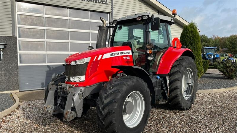 Massey Ferguson 7718 Dyna VT Med frontlift og frontPTO - 拖拉机:图2 Massey Ferguson 7718 Dyna VT Med frontlift og frontPTO - 拖拉机:图2