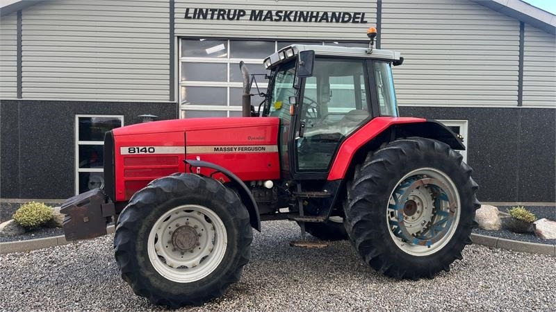 Massey Ferguson 8140 Dyna Shift  - 拖拉机:图1 Massey Ferguson 8140 Dyna Shift  - 拖拉机:图1