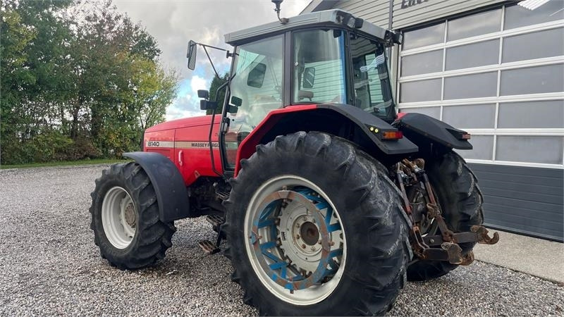 Massey Ferguson 8140 Dyna Shift  - 拖拉机:图3 Massey Ferguson 8140 Dyna Shift  - 拖拉机:图3