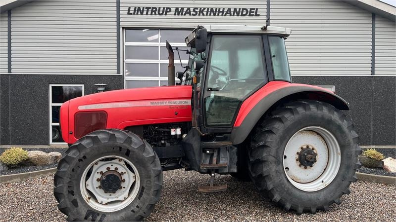 Massey Ferguson 8250 Powercontrol - 拖拉机:图1 Massey Ferguson 8250 Powercontrol - 拖拉机:图1