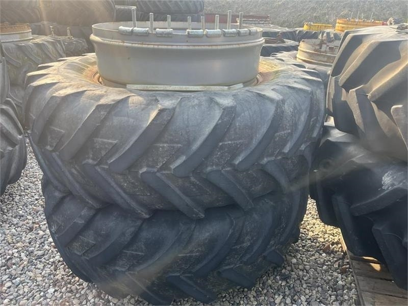 Michelin 20.8R38 Sølv med ring og 8 MD+ låse - 轮胎 适用于 农业机械:图1 Michelin 20.8R38 Sølv med ring og 8 MD+ låse - 轮胎 适用于 农业机械:图1