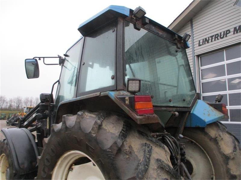 拖拉机 New Holland 7740 SLE Turbo Med frontlæsser og frontlift.：图10