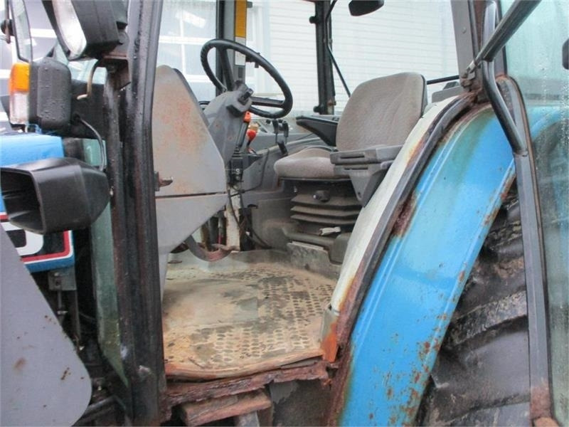 拖拉机 New Holland 7740 SLE Turbo Med frontlæsser og frontlift.：图6