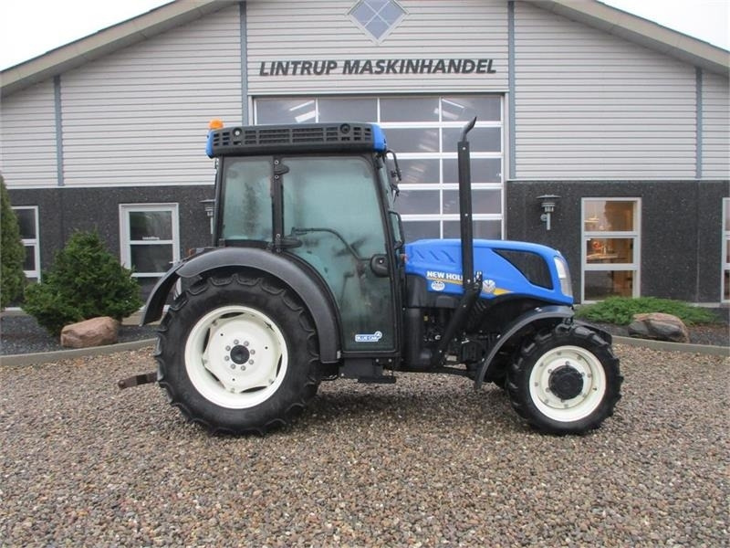 New Holland T4.80 F SuperSteear med aircondition og koblingsfr - 拖拉机:图2 New Holland T4.80 F SuperSteear med aircondition og koblingsfr - 拖拉机:图2