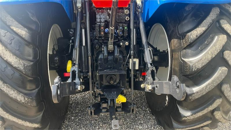 New Holland T7.270 AC med frontlift og frontlæsser - 拖拉机:图5 New Holland T7.270 AC med frontlift og frontlæsser - 拖拉机:图5
