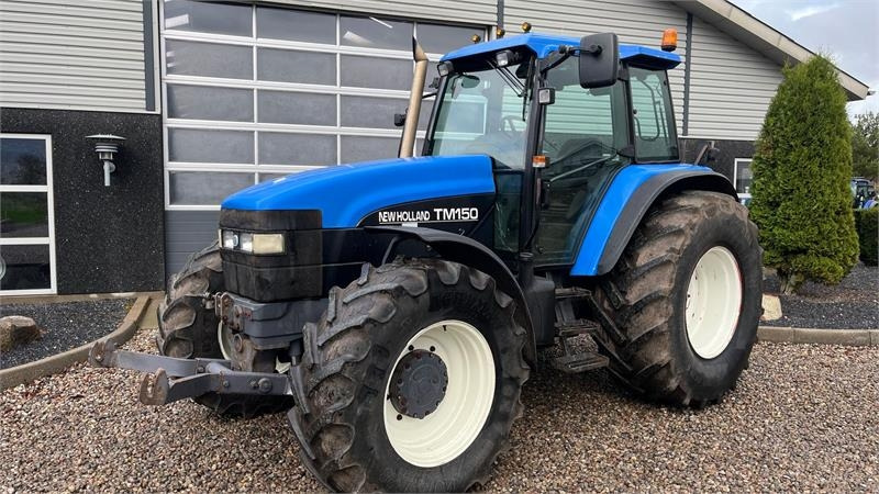 New Holland TM150 Med frontlift - 拖拉机:图2 New Holland TM150 Med frontlift - 拖拉机:图2