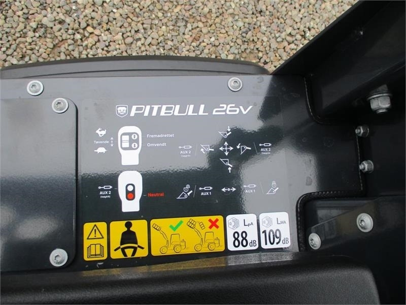 Pitbull X24-26V med lyspakke, 400mm hjulmontering og pall - 紧凑型装载机:图4 Pitbull X24-26V med lyspakke, 400mm hjulmontering og pall - 紧凑型装载机:图4