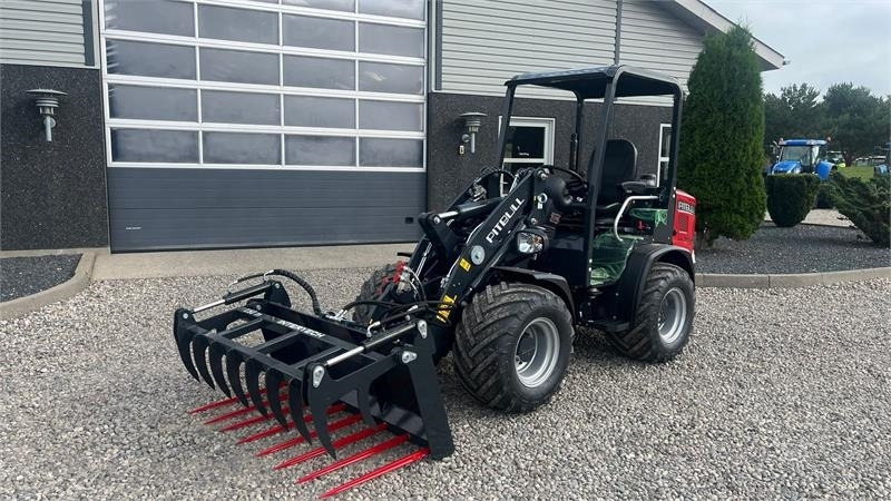 Pitbull X24-26V med lyspakke, 400mm hjulmontering - 紧凑型装载机:图3 Pitbull X24-26V med lyspakke, 400mm hjulmontering - 紧凑型装载机:图3