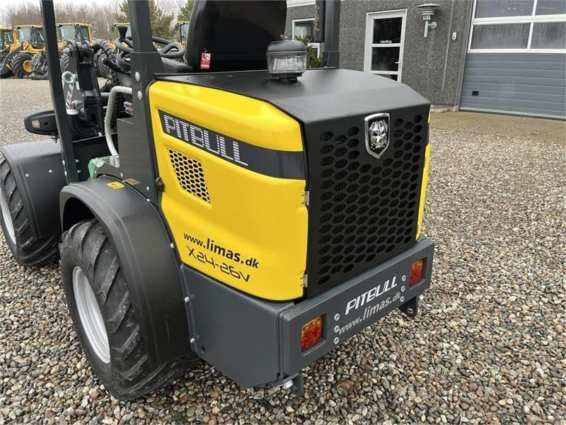 Pitbull X24-26V med lyspakke og 400mm hjulmontering. - 紧凑型装载机:图5 Pitbull X24-26V med lyspakke og 400mm hjulmontering. - 紧凑型装载机:图5
