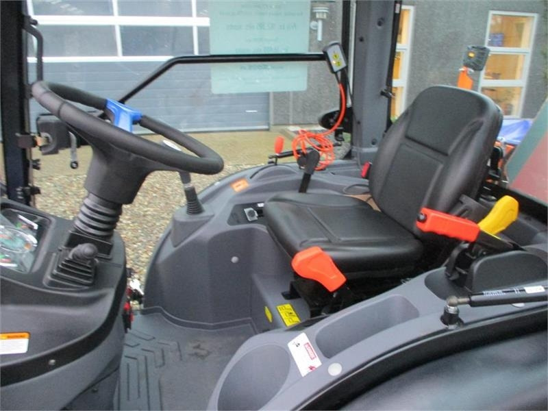 Solis 26 HST Snow Edition med frontlift, front PTO, Thyr - 拖拉机:图4 Solis 26 HST Snow Edition med frontlift, front PTO, Thyr - 拖拉机:图4