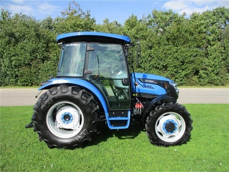 拖拉机 Solis 60 Med Lukket kabine, klima anlæg og vendegear på.：图7