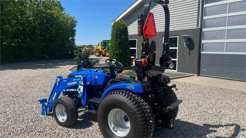 Solis H26 HST Turfdæk og Frontlæsser - 市政牵引车:图3 Solis H26 HST Turfdæk og Frontlæsser - 市政牵引车:图3