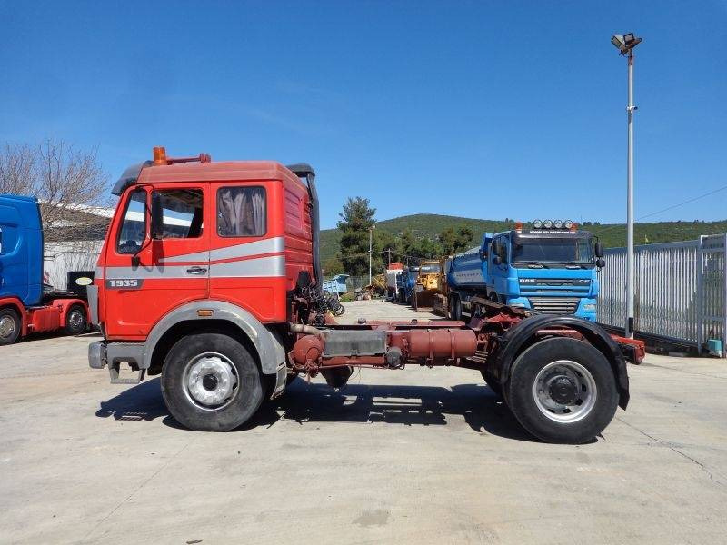 Mercedes-Benz LS Mercedes Benz 19324X2 Truck Head - 牵引车:图3 Mercedes-Benz LS Mercedes Benz 19324X2 Truck Head - 牵引车:图3