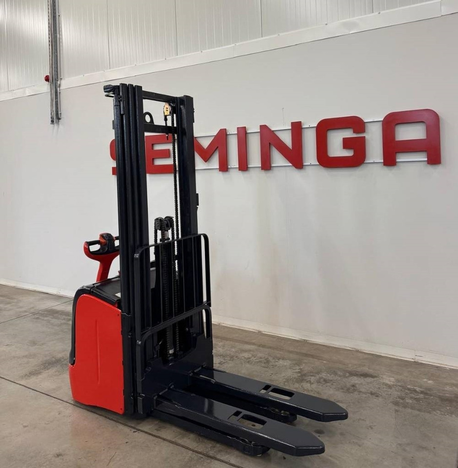 Linde 10848 L14 - 堆垛机:图1 Linde 10848 L14 - 堆垛机:图1