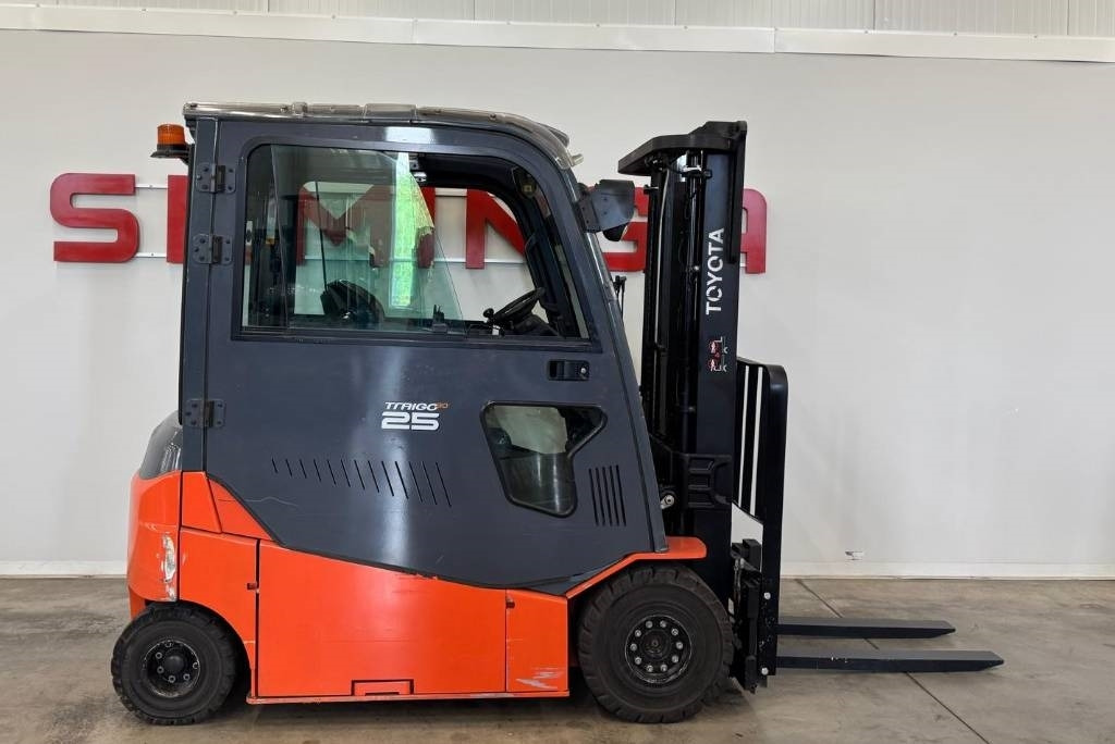 Toyota 10939 - 8FBMT25 - 电动叉车:图2 Toyota 10939 - 8FBMT25 - 电动叉车:图2
