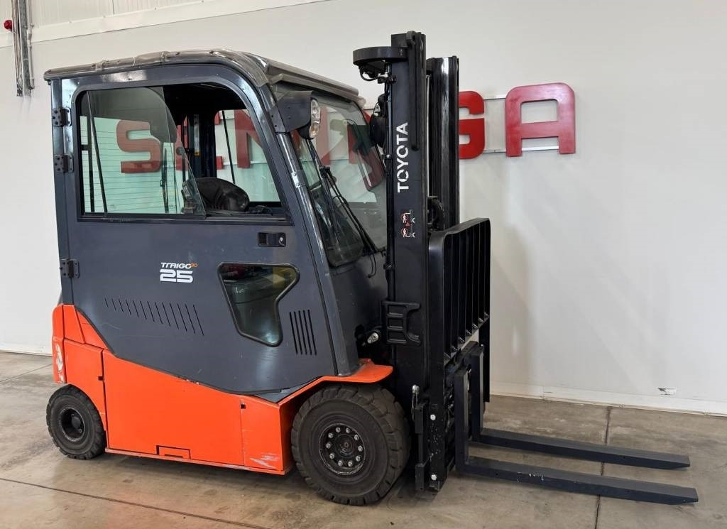 Toyota 10939 - 8FBMT25 - 电动叉车:图1 Toyota 10939 - 8FBMT25 - 电动叉车:图1