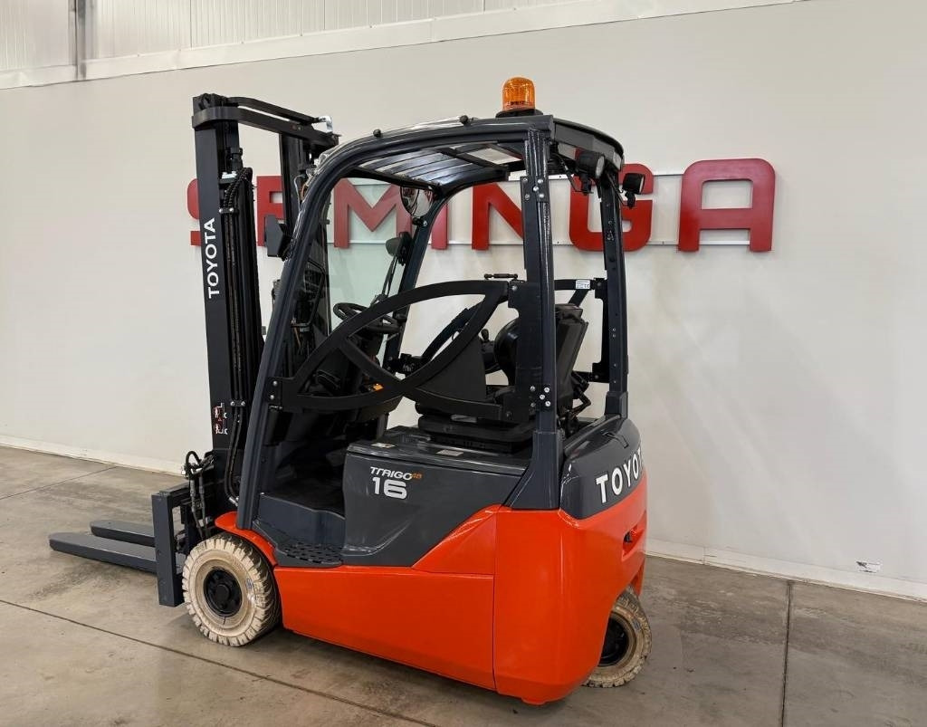 Toyota 10999 - 8FBEK16T - 电动叉车:图3 Toyota 10999 - 8FBEK16T - 电动叉车:图3