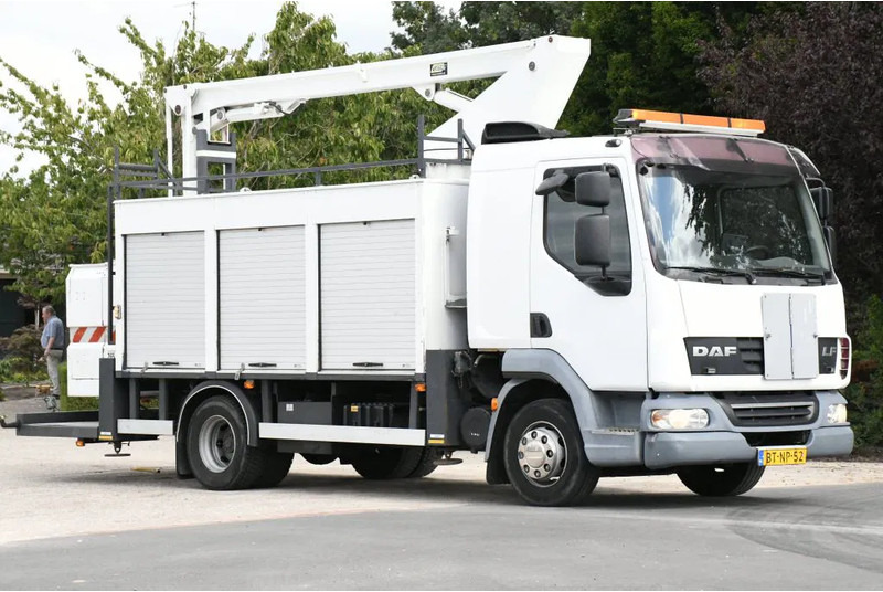 DAF LF 45.160 ARBEITSBUHNE/SKYWORKER/HOOGWERKER!!EURO4!! CUSTERS!! - 卡车:图4 DAF LF 45.160 ARBEITSBUHNE/SKYWORKER/HOOGWERKER!!EURO4!! CUSTERS!! - 卡车:图4
