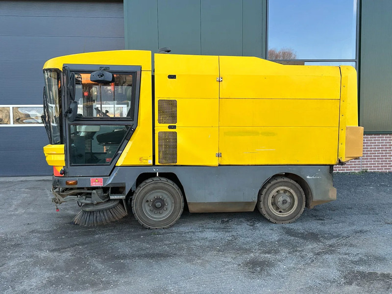 Ravo 530 VEEGMACHINE/SWEEPER!! - 道路清扫机:图2 Ravo 530 VEEGMACHINE/SWEEPER!! - 道路清扫机:图2