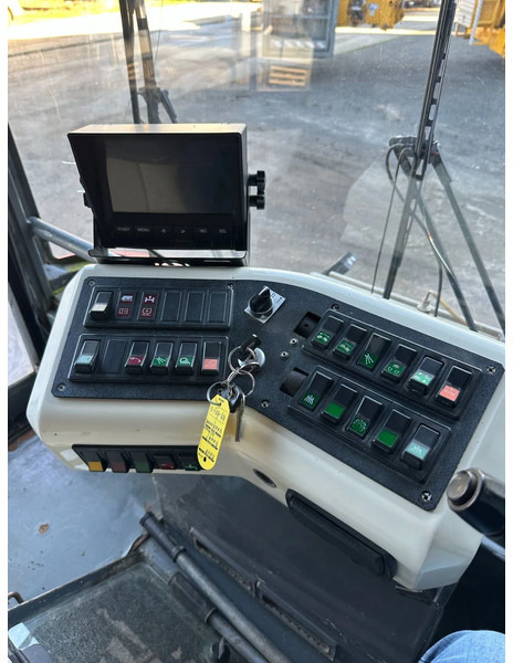 道路清扫机 Ravo 580 VEEGMACHINE/SWEEPER!!:图12 道路清扫机 Ravo 580 VEEGMACHINE/SWEEPER!!:图12