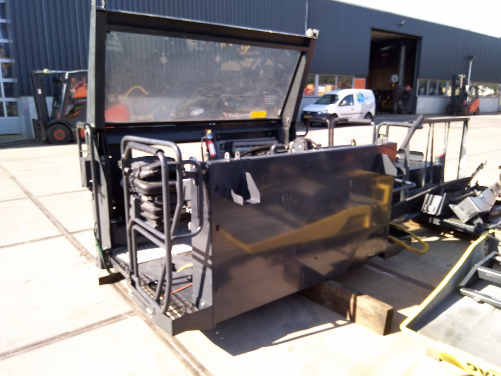 Bomag BM2000-75 - - 车身和外部 适用于 冷铣刨机:图1 Bomag BM2000-75 - - 车身和外部 适用于 冷铣刨机:图1