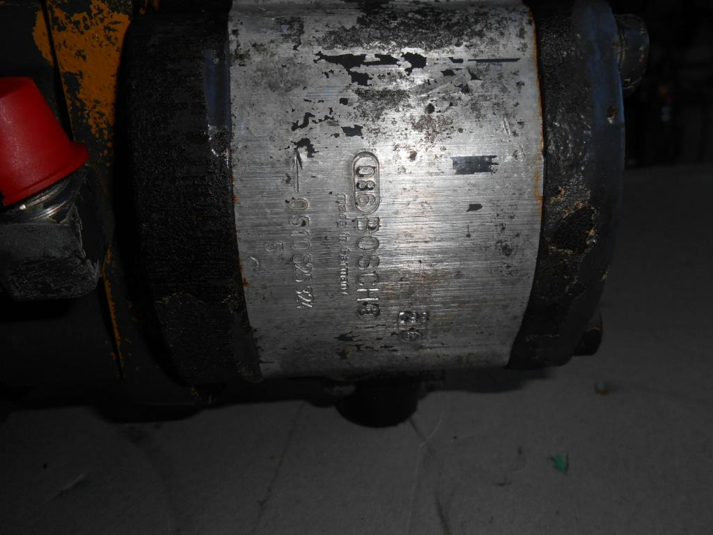 Bosch 0510525324 - - 转向泵 适用于 建筑机械:图3 Bosch 0510525324 - - 转向泵 适用于 建筑机械:图3