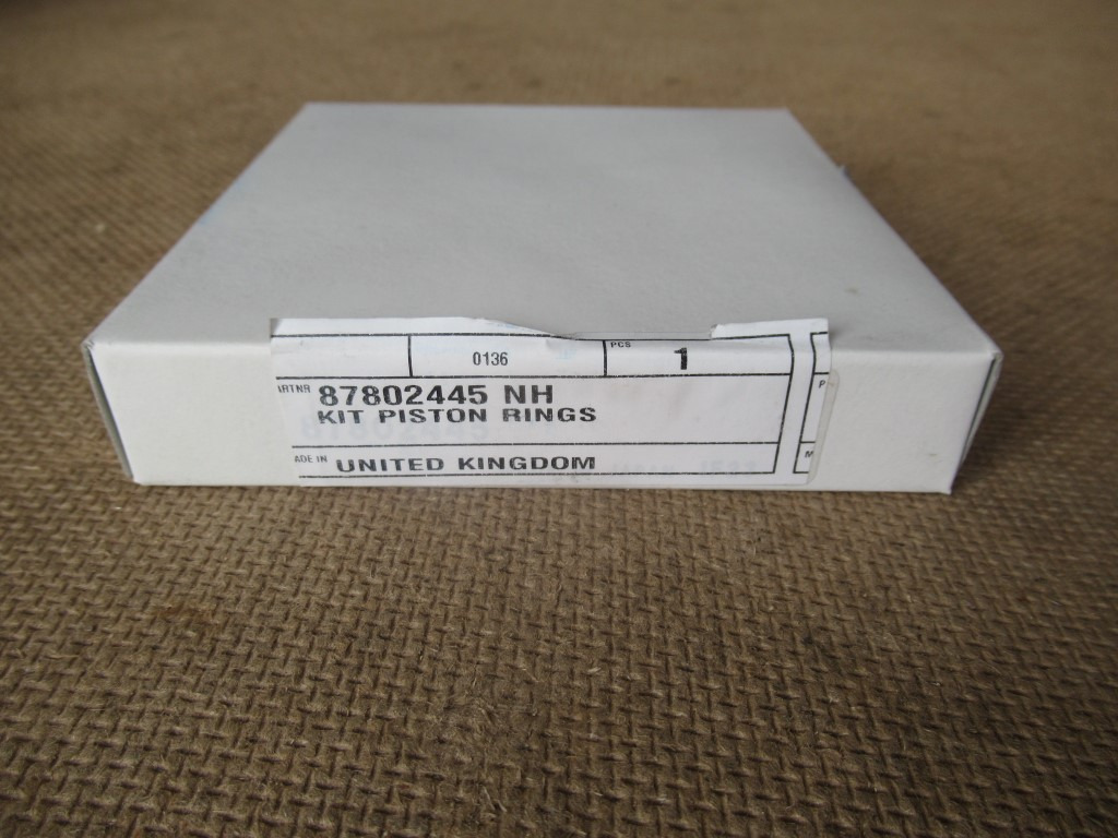 CNH 87802445 - - 活塞/环/ 衬套 适用于 建筑机械:图2 CNH 87802445 - - 活塞/环/ 衬套 适用于 建筑机械:图2