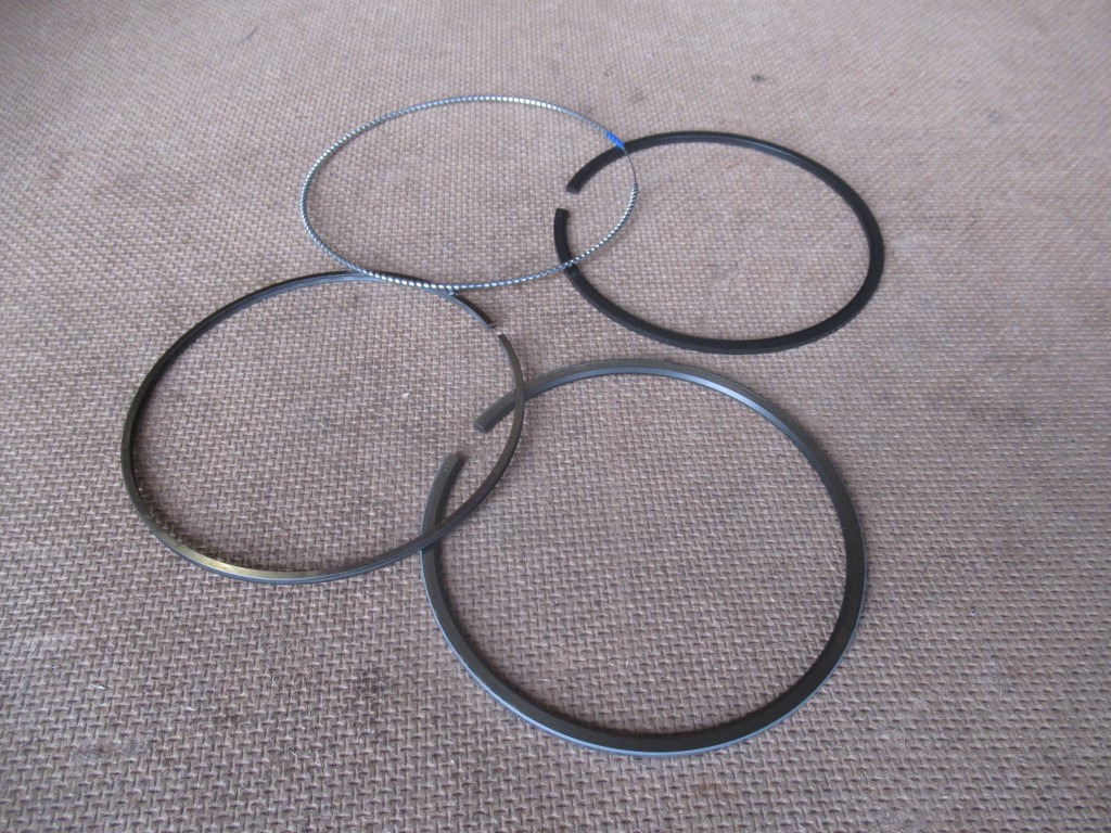 CNH 87802445 - - 活塞/环/ 衬套 适用于 建筑机械:图1 CNH 87802445 - - 活塞/环/ 衬套 适用于 建筑机械:图1