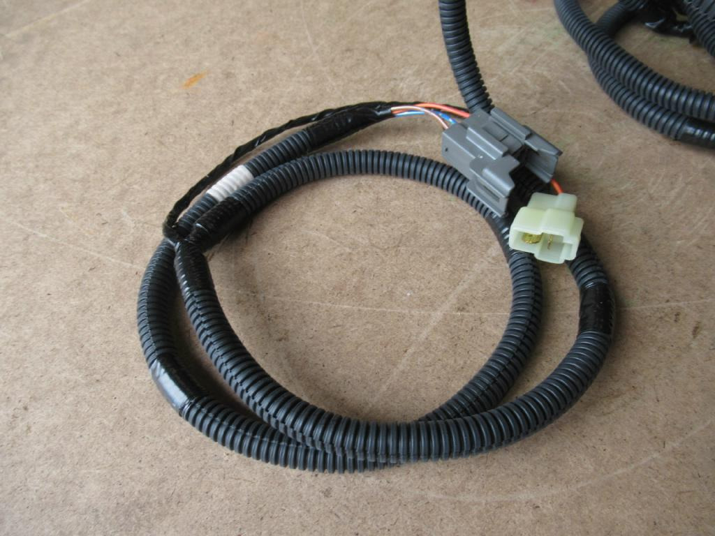 CNH KAR1434 - - 电缆/ 线束 适用于 建筑机械:图2 CNH KAR1434 - - 电缆/ 线束 适用于 建筑机械:图2