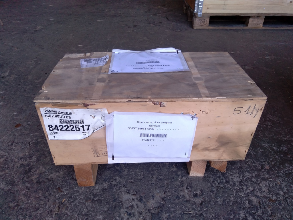 Case 84222517 - 47377730 - 液压阀 适用于 建筑机械:图3 Case 84222517 - 47377730 - 液压阀 适用于 建筑机械:图3