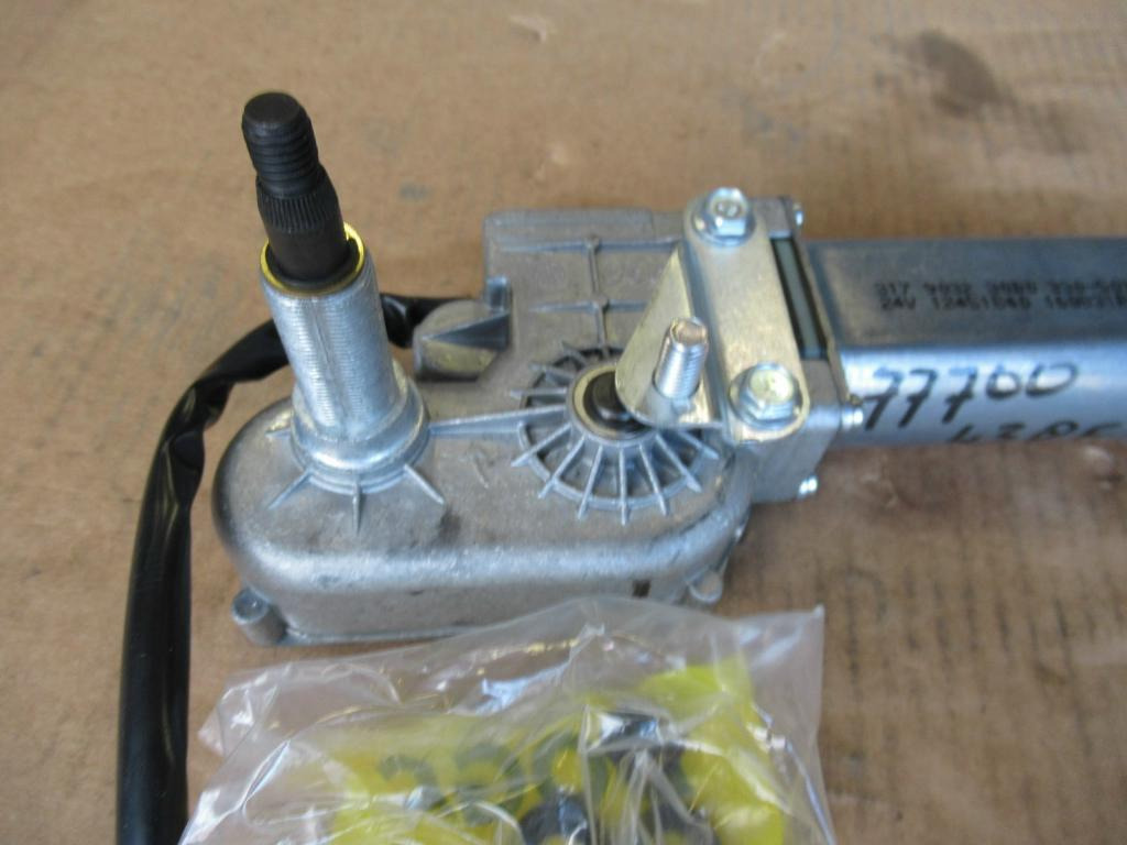 Caterpillar 3305013 - 雨刮器 适用于 建筑机械:图3 Caterpillar 3305013 - 雨刮器 适用于 建筑机械:图3