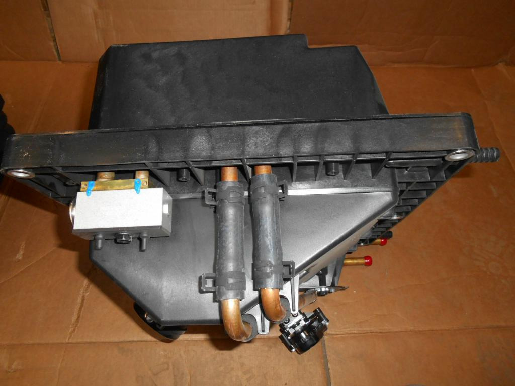 Caterpillar 3750340 - 空调零件 适用于 建筑机械:图3 Caterpillar 3750340 - 空调零件 适用于 建筑机械:图3