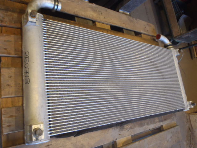 Hitachi 4648857 - 油冷却器 适用于 建筑机械:图2 Hitachi 4648857 - 油冷却器 适用于 建筑机械:图2