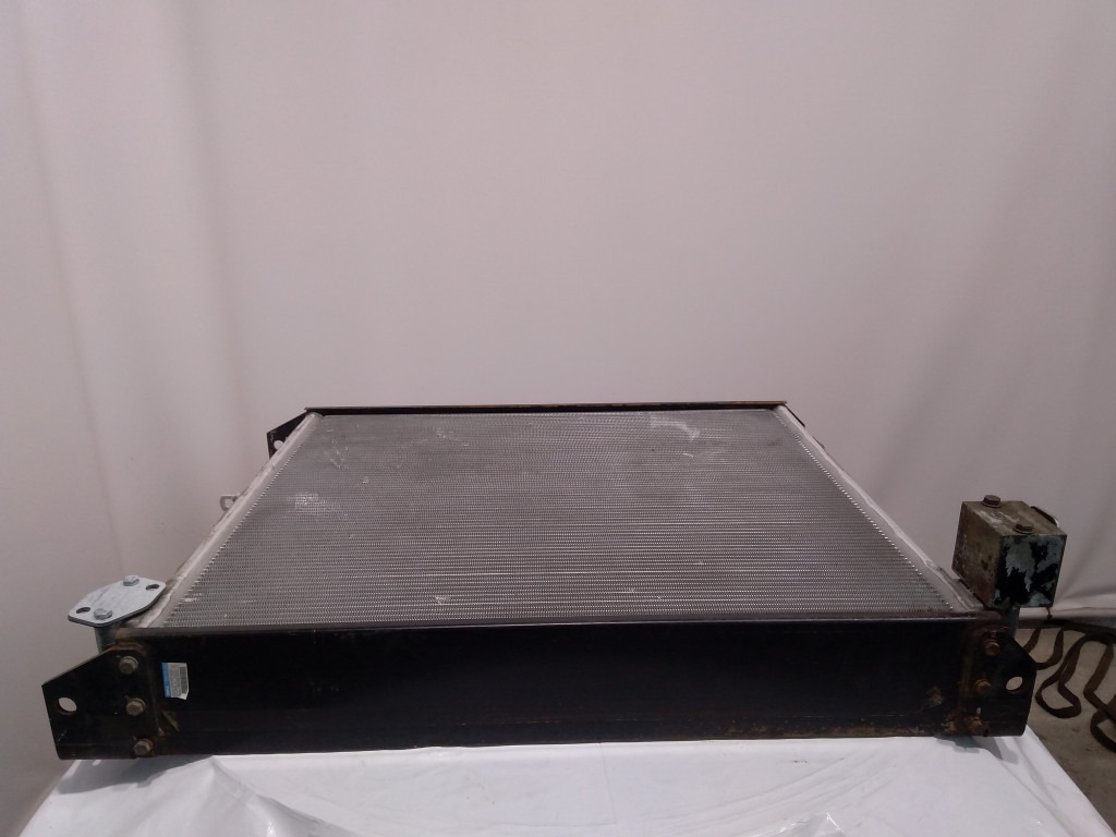 Hitachi 4654986 - 油冷却器 适用于 建筑机械:图1 Hitachi 4654986 - 油冷却器 适用于 建筑机械:图1