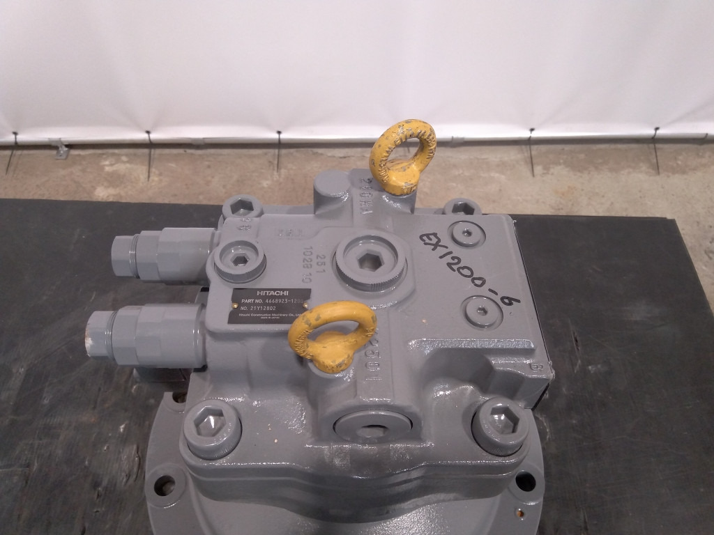 Hitachi 4668923 - 4637117 - 回转马达 适用于 建筑机械:图2 Hitachi 4668923 - 4637117 - 回转马达 适用于 建筑机械:图2