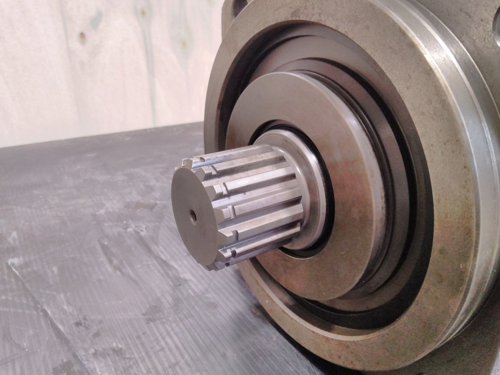 Hitachi HPV145 - 9260885 - 液压泵 适用于 建筑机械:图3 Hitachi HPV145 - 9260885 - 液压泵 适用于 建筑机械:图3