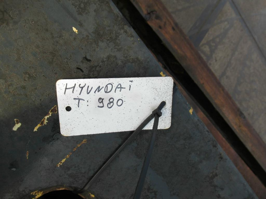 Hyundai 980 - - 保险杠 适用于 轮式装载机:图4 Hyundai 980 - - 保险杠 适用于 轮式装载机:图4