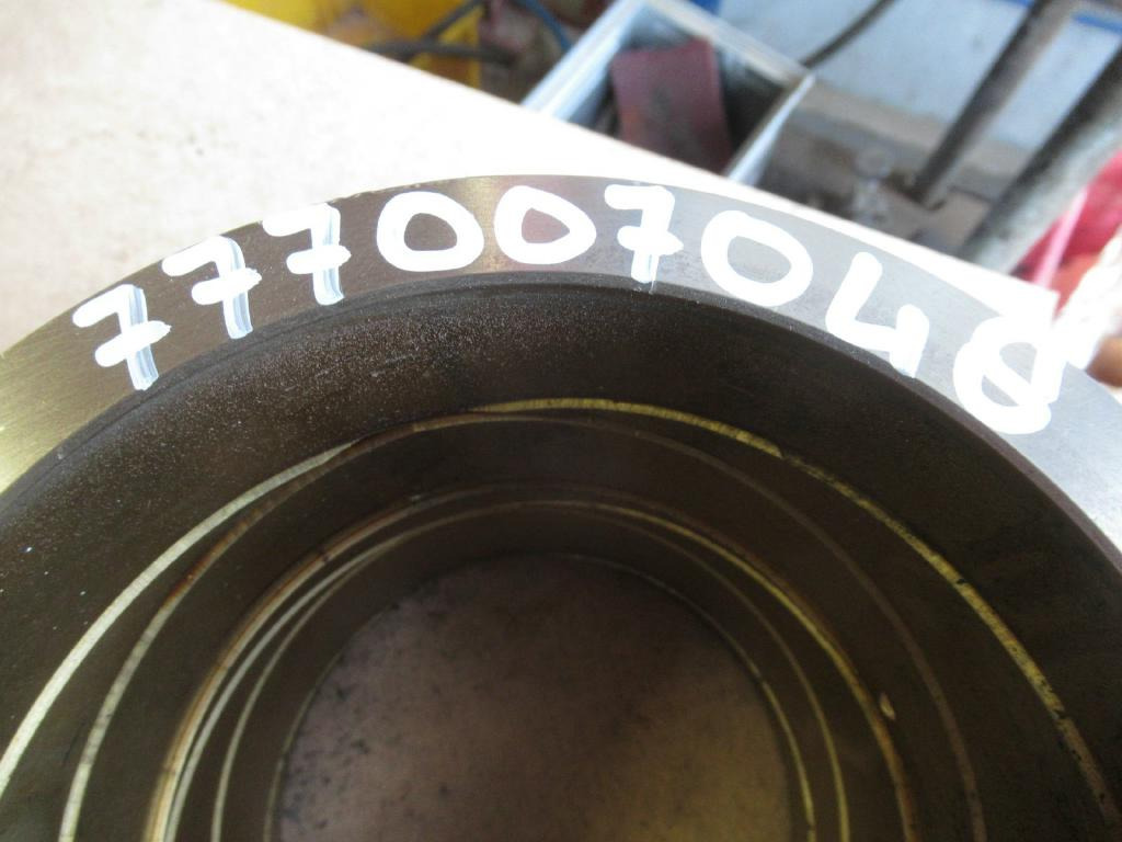 Liebherr 9389649 - - 活塞/环/ 衬套 适用于 建筑机械:图3 Liebherr 9389649 - - 活塞/环/ 衬套 适用于 建筑机械:图3