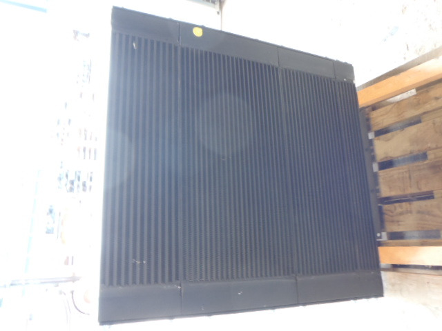 New Holland 4575660 - 冷却系统 适用于 建筑机械:图1 New Holland 4575660 - 冷却系统 适用于 建筑机械:图1