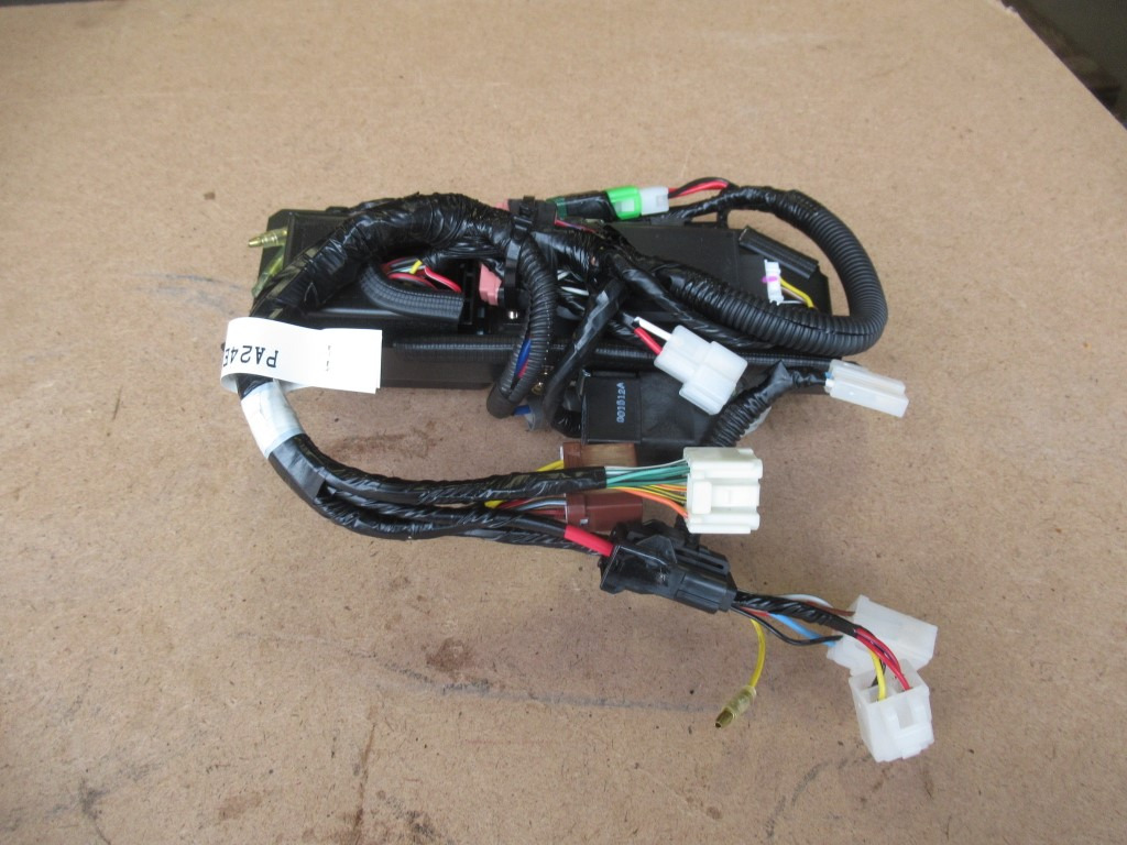 New Holland 72956734 - - 保险丝 适用于 建筑机械:图2 New Holland 72956734 - - 保险丝 适用于 建筑机械:图2